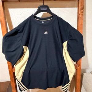Adidas Men's Black and gold Shirt